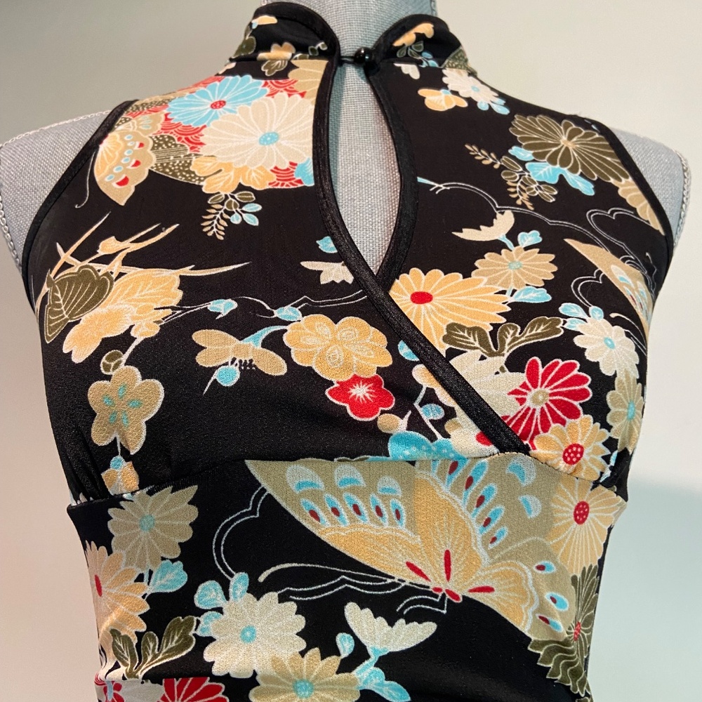 Floral Sleeveless Women's Top